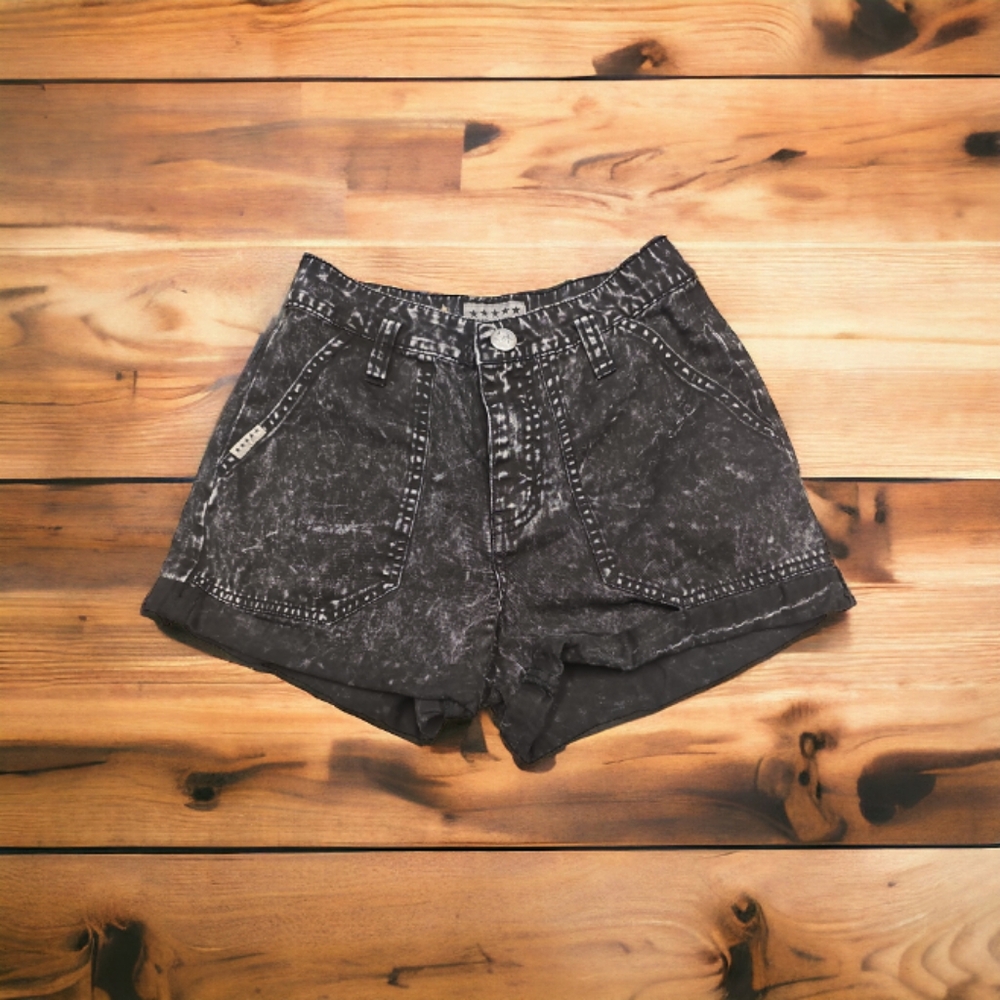 Five-star General black acid wash shorts
